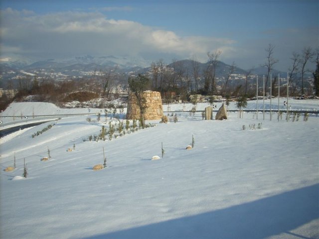 nuraghe innevato