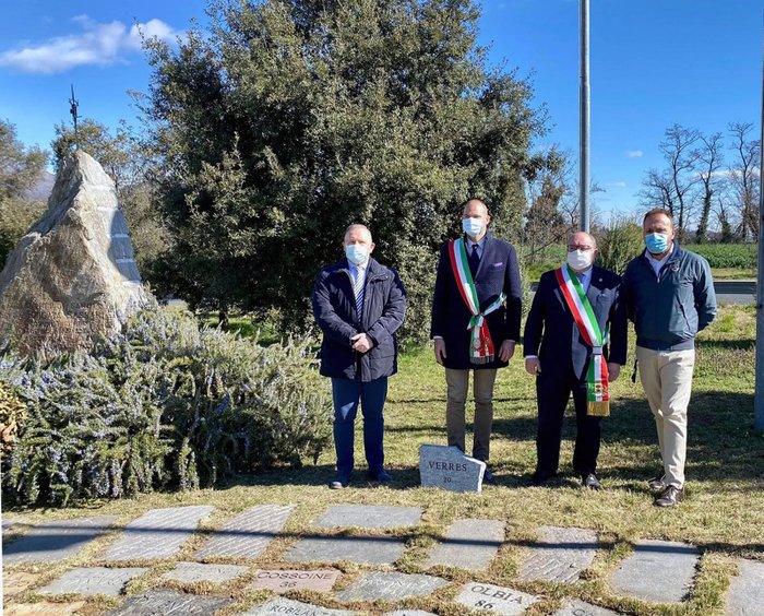 Biella, Nuraghe Chervu, consegna della pietra del Comune di Verrès