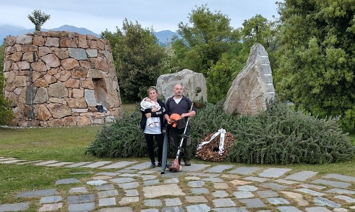 Massimo Gravellu con Isabella Ramelli e la piccola Mariasole