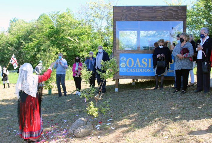 un momento della inaugurazione della Oasi delle Api