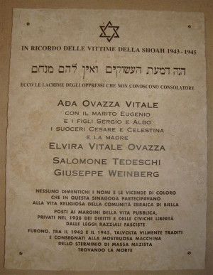 Lapide alla Sinagoga di Biella