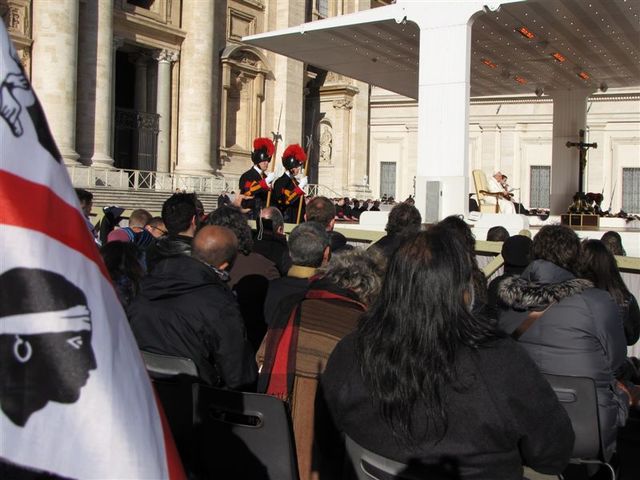 Città del Vaticano, Sardi all'udienza del Papa