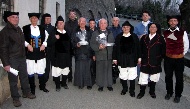 processione e momenti della partecipazione dei Sardi alla novena di San Giuseppe di Riva