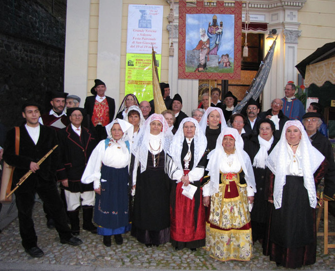 processione e momenti della partecipazione dei Sardi alla novena di San Giuseppe di Riva