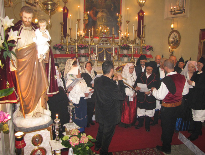 processione e momenti della partecipazione dei Sardi alla novena di San Giuseppe di Riva
