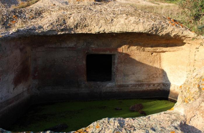 Alghero, domus de janas Santu Pedru