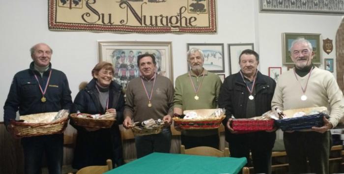 Biella, premiazione torneo carte