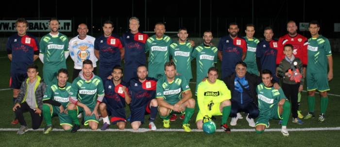 Su Nuraghe Calcio Biella con le giovanissime mascottes e Gasthof