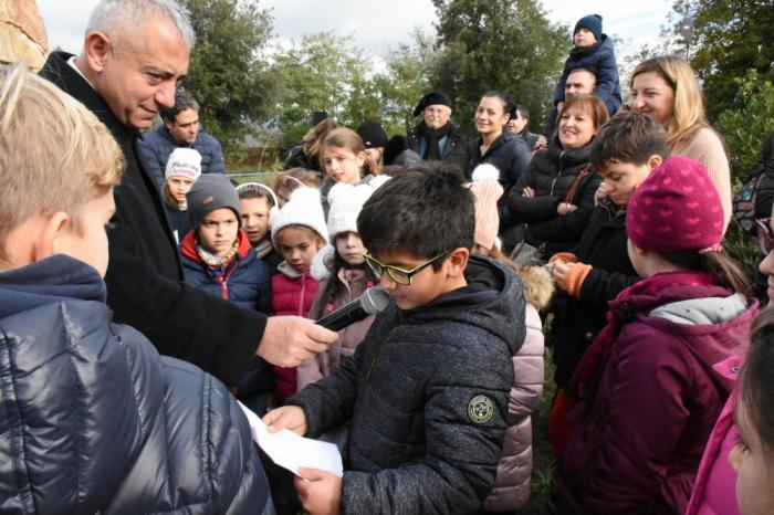 festa degli alberi a Nuraghe Chervu