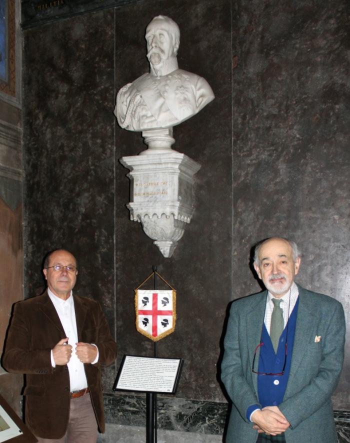 Francesco Alberti La Marmora e Battista Saiu presso il monumento dedicato da Quintino Sella ad Alberto La Marmora