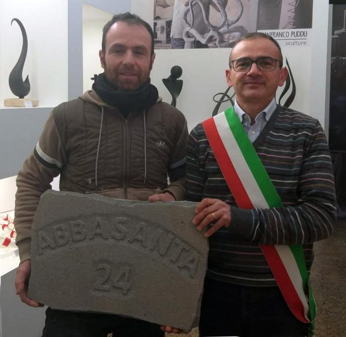 Abbasanta, Sindaco Stefano Sanna e scultore Gianfranco Puddu