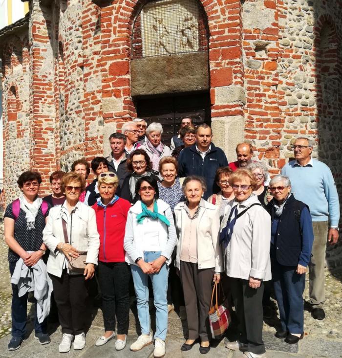 banduleris davanti al Battistero di Biella