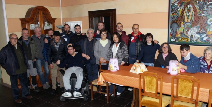 scambio di auguri e consegna di solidarietà alla Casa famiglia di Sandigliano