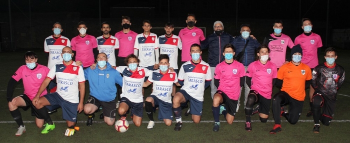 atleti di Su Nuraghe Calcio Biella e Giullari di Corte